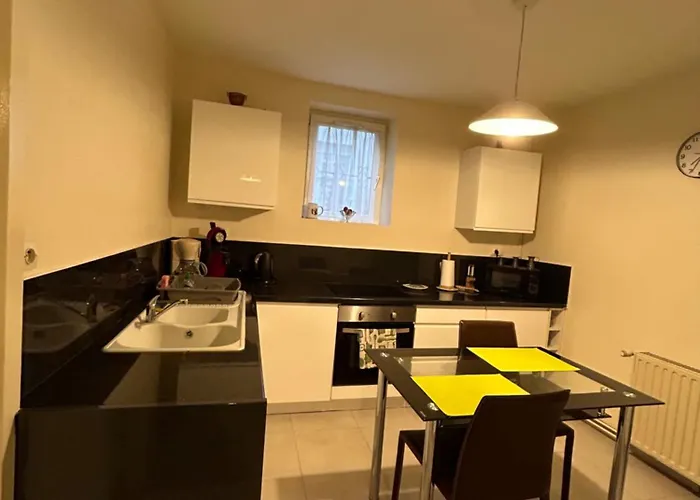 Bel En Rdc Proche Very Near *