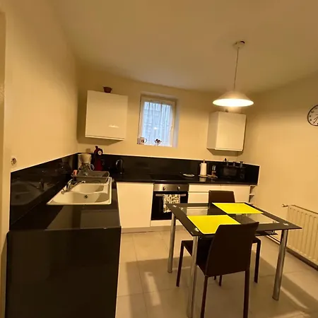 Bel En Rdc Proche Very Near *